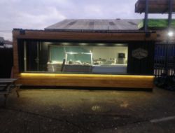 20FT X 8FT SHIPPING CONTAINER – STREET FOOD / COFFEE SHOP / FOOD KIOSK