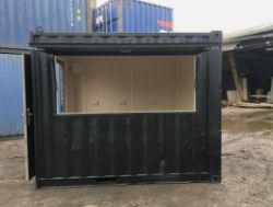 10FT X 8FT SHIPPING CONTAINER – STREET FOOD / COFFEE SHOP / FOOD KIOSK / EVENT USE