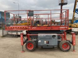 2015 SKYJACK SJ6832 ACCESS PLATFORM