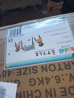 PALLET OF 8 BEBE STYLE RETURNS - (TABLE CHAIR SET / BABY WALKER / CAR SEATS