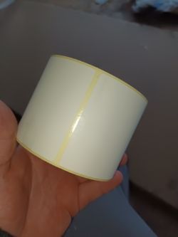 PALLET OF 1728 ROLLS OF 500 LABELS - 65MM×88MM