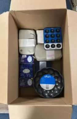 C'100 PCS HOUSEHOLD ITEMS FROM OUR SHOWROOM - ALL IN RETAIL PACKAGING