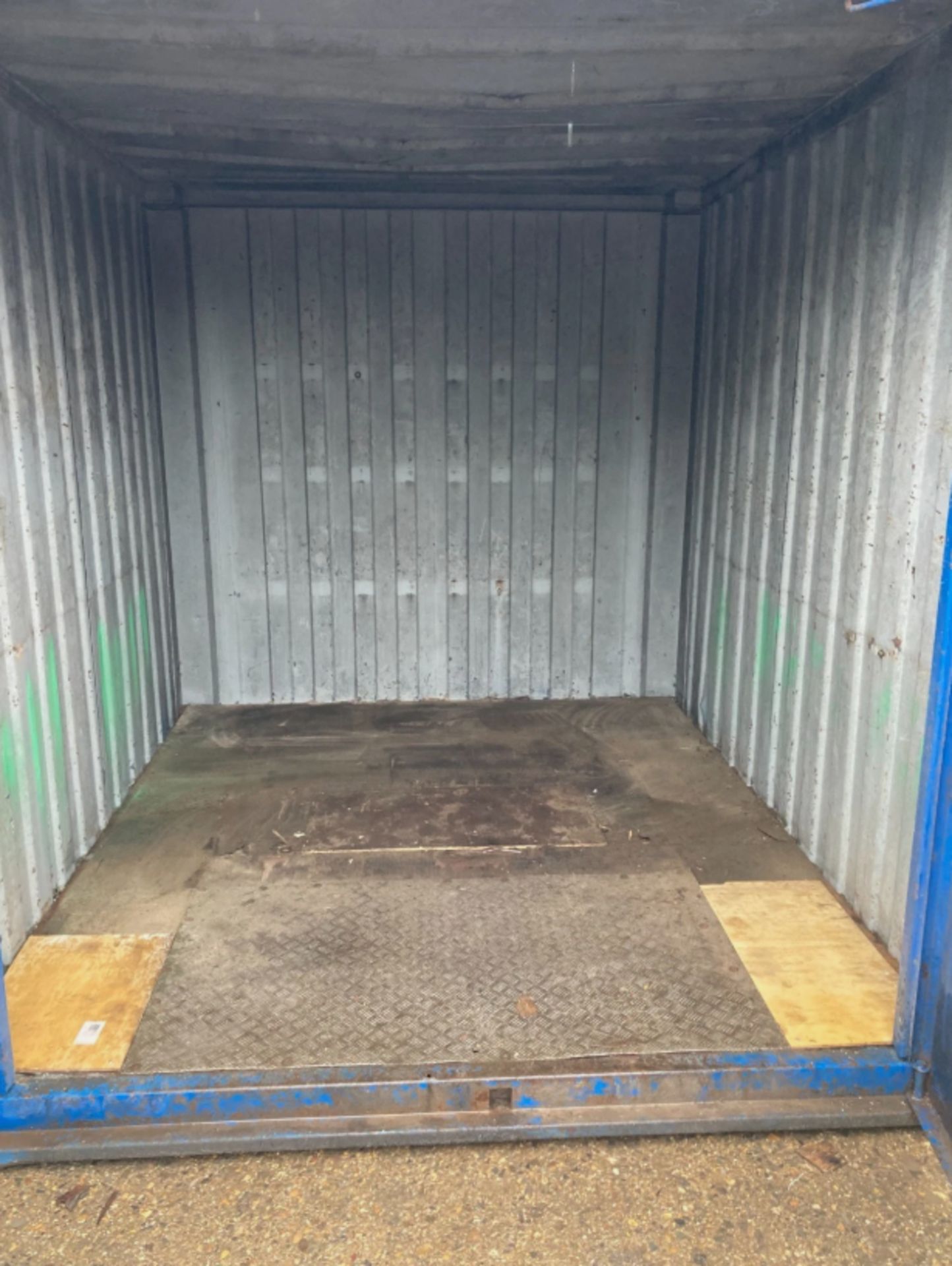 10 FT X 8 FT SHIPPING CONTAINER - Image 4 of 11