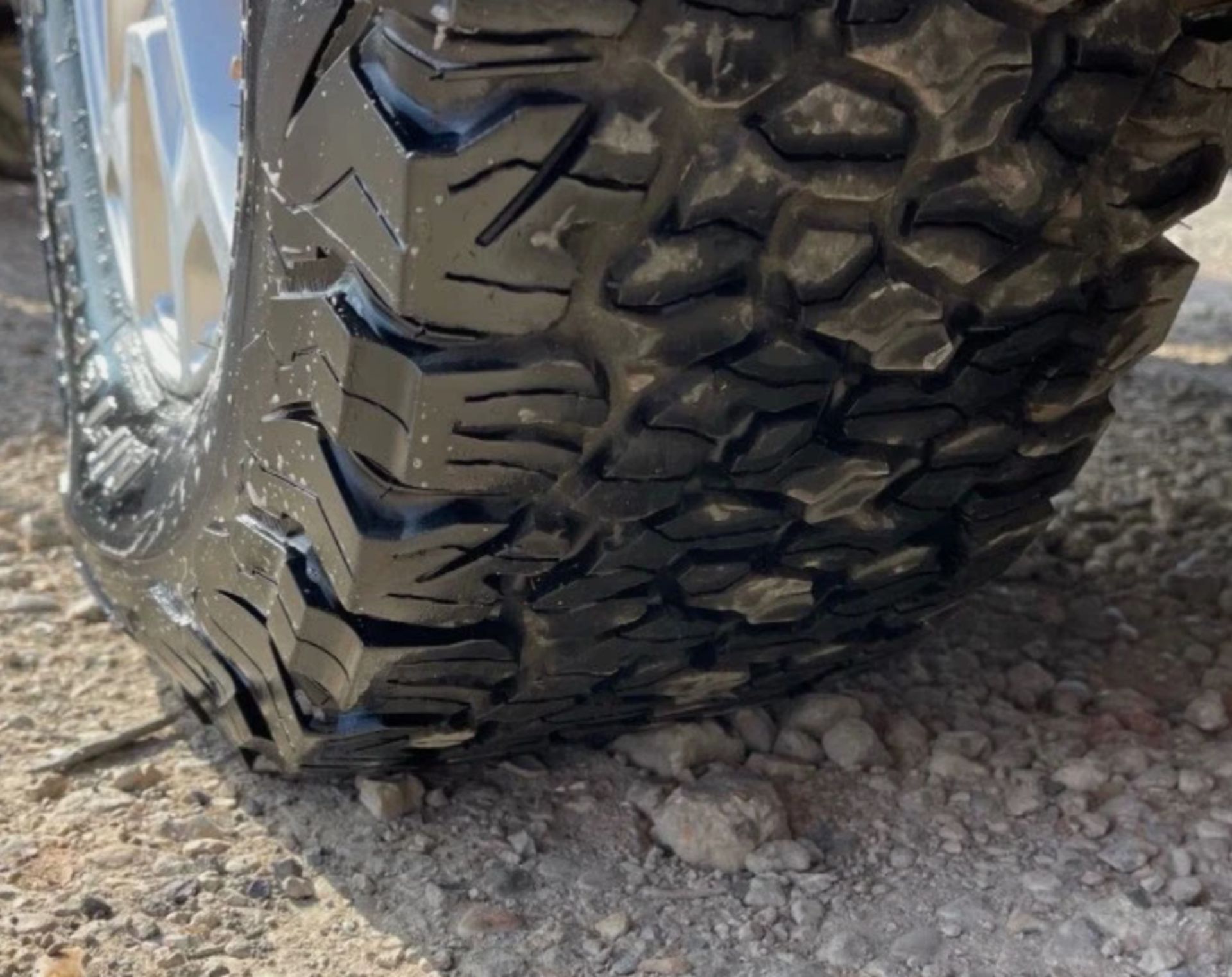 **(ONLY 104K MILEAGE)** 2019 FORD RANGER XLT ECOBLUE 4X4 2.0 DIESEL MANUAL PICK UP IN SILVER - Image 13 of 15