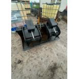 INDUSTRIAL BUCKET & GRAPPLE – TWIN GRAB SKID STEER / BOBCAT LOADER
