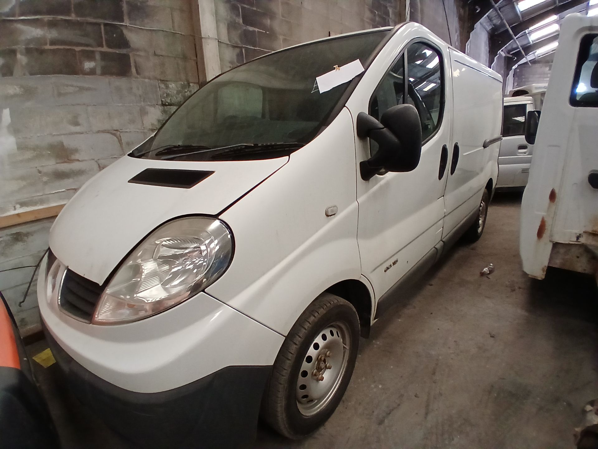 2010 RENAULT TRAFIC SL27 DCI 115 – PANEL VAN – 1996CC DIESEL >>--NO VAT ON HAMMER--<< - Image 2 of 7