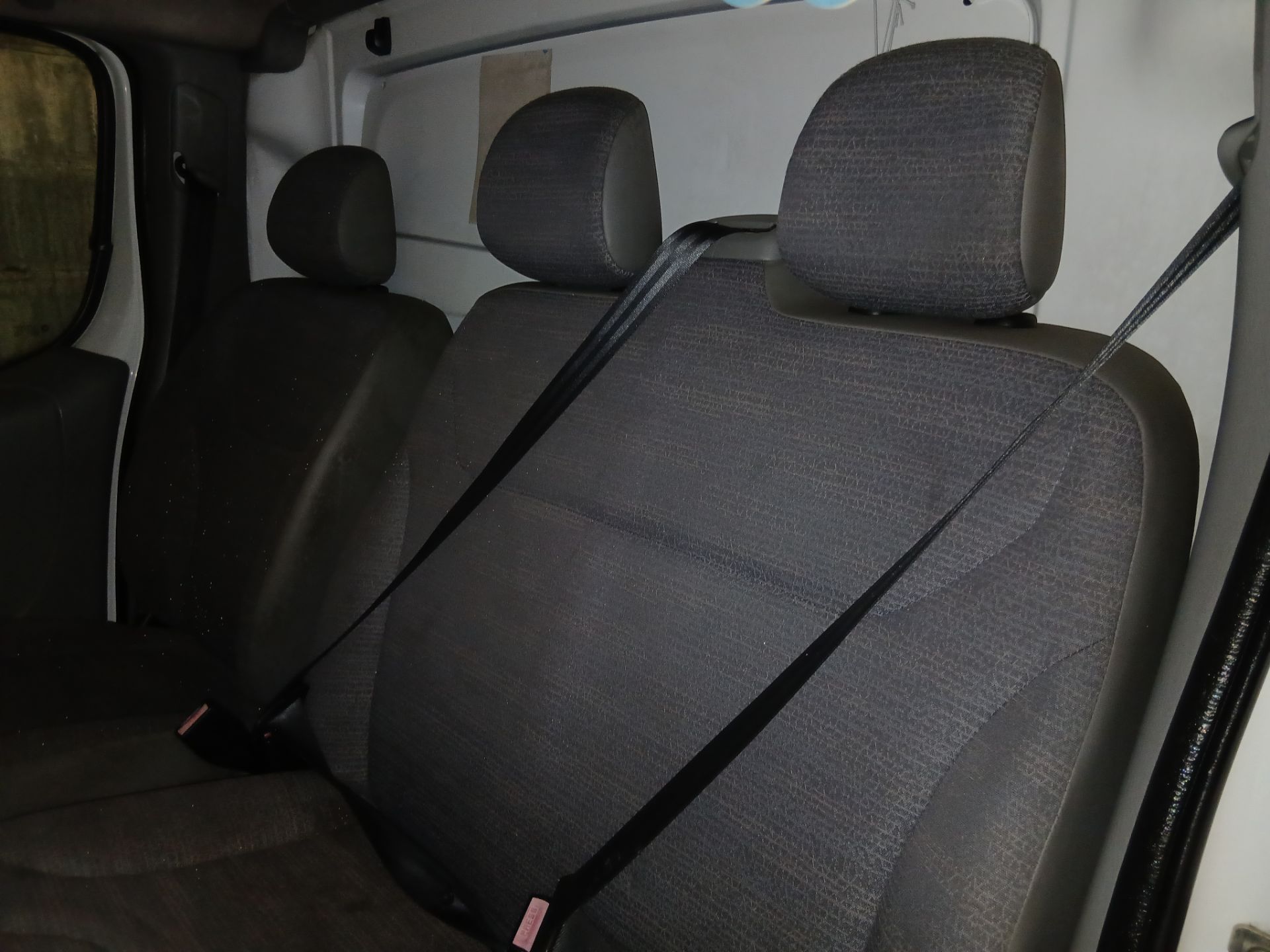 2010 RENAULT TRAFIC SL27 DCI 115 – PANEL VAN – 1996CC DIESEL >>--NO VAT ON HAMMER--<< - Image 4 of 7