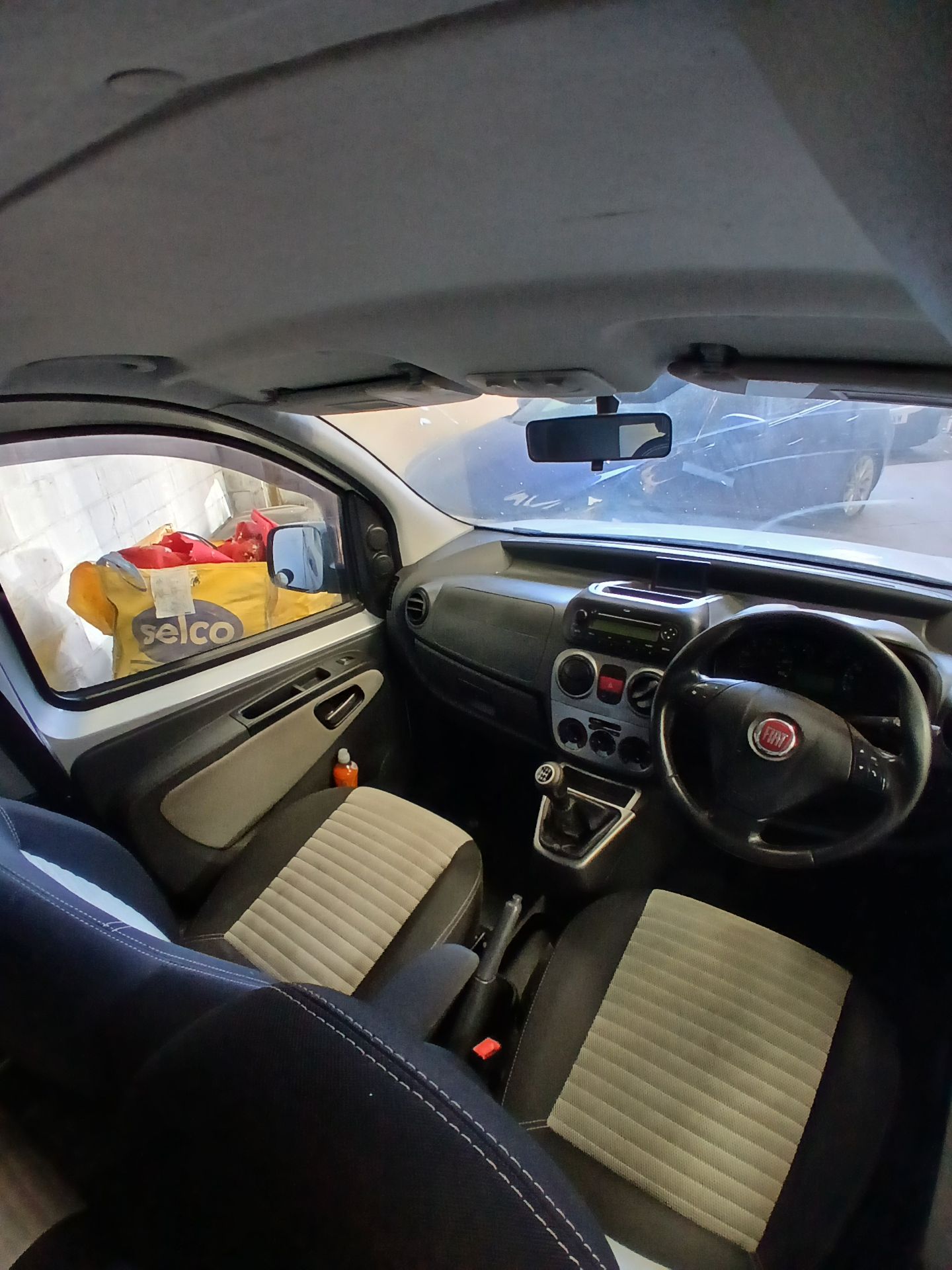 2010 FIAT QUBO DYNAMIC MULTIJET VAN DERIVED CAR - 3 PREVIOUS OWNERS - NO VAT ON HAMMER - Image 9 of 10