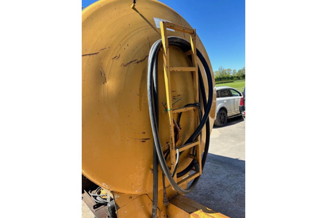 TOWABLE BUNDED FUEL BOWSER - Image 4 of 8