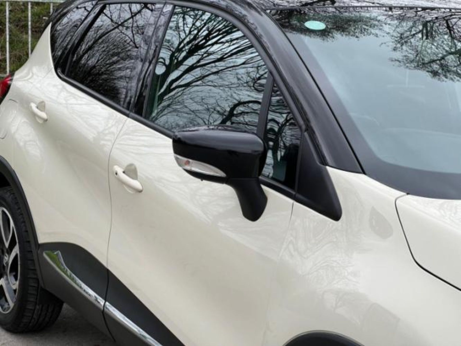 **(ONLY 115K MILEAGE)** 2016 RENAULT CAPTUR DYNAMIQUE S NAV DIESEL >>--NO VAT ON HAMMER--<< - Image 10 of 20