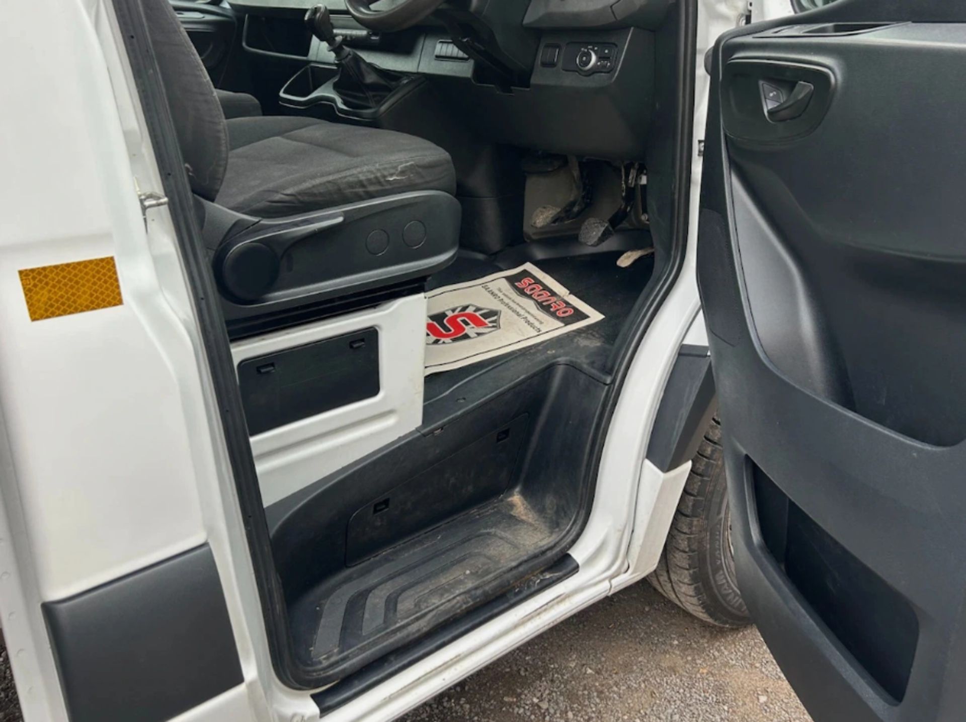 **(ONLY 27K MILEAGE)** 2023 MERCEDES-BENZ SPRINTER 3.5T PROGRESSIVE TIPPER – 73 REG - Image 8 of 15