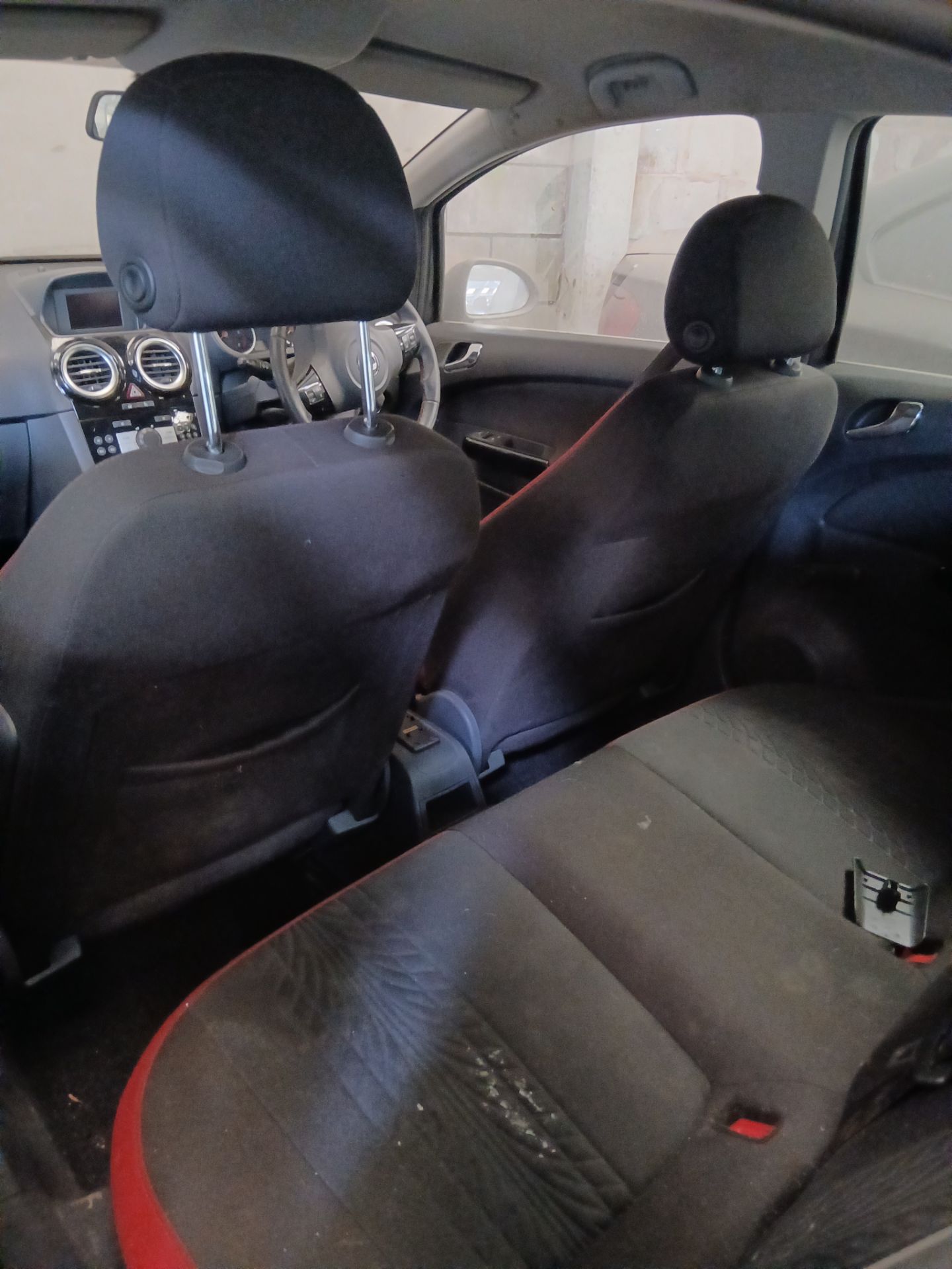 2012 VAUXHALL CORSA SRI CDTI – 1.7 DIESEL MANUAL HATCHBACK >>--NO VAT ON HAMMER--<< - Image 8 of 11