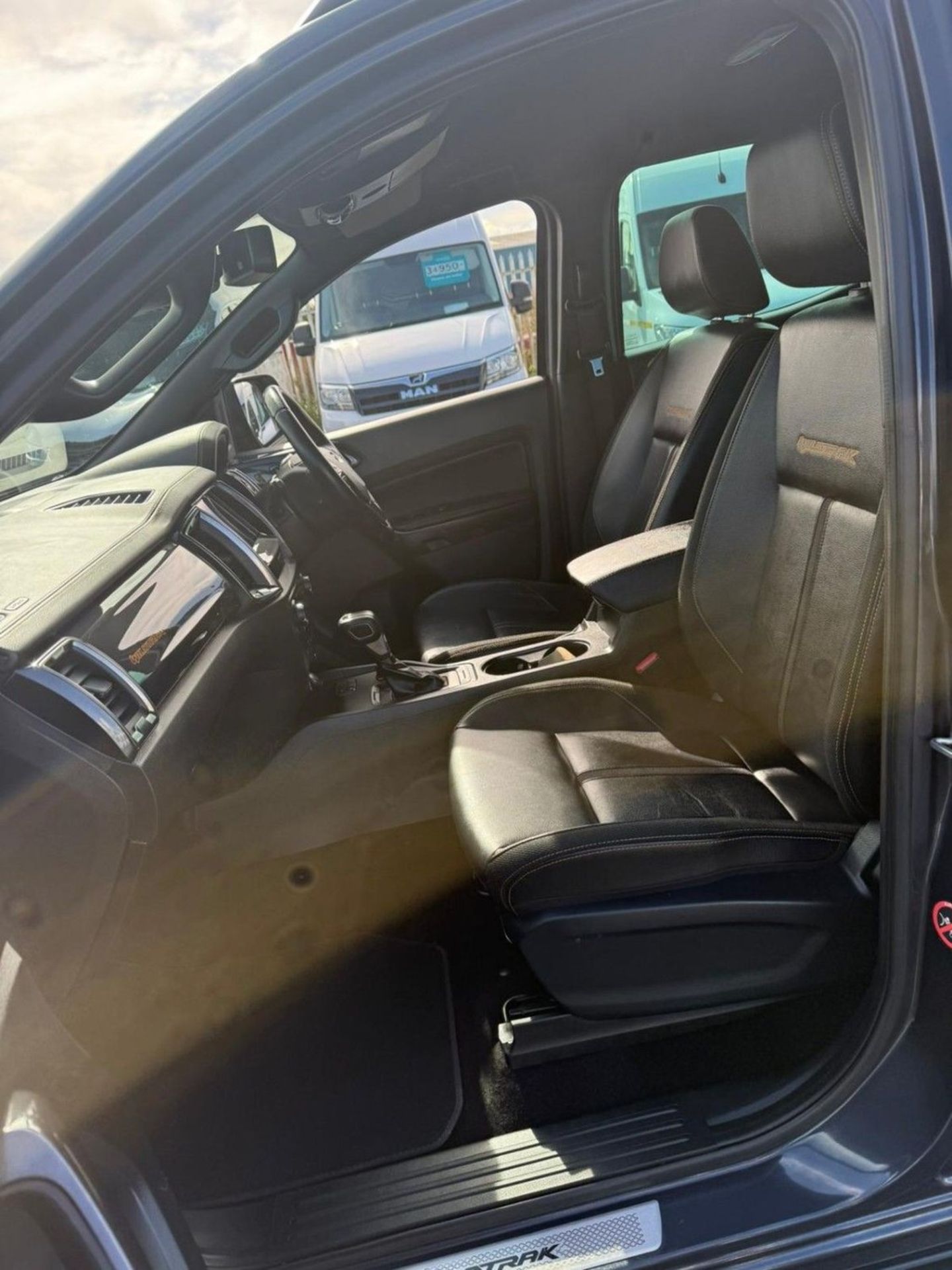 **(ONLY 77K MILEAGE)** 2022 ON 22 PLATE FORD RANGER WILDTRAK 4X4 210BHP AUTO DOUBLE CAB PICK UP - Image 10 of 14