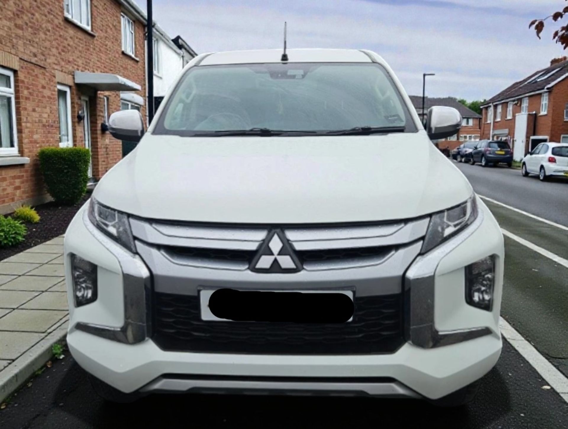 **(ONLY 95K MILEAGE)** 2021 MITSUBISHI L200 TROJAN DI-D 2.3 MANUAL PICK UP >>--NO VAT ON HAMMER--<< - Image 2 of 13