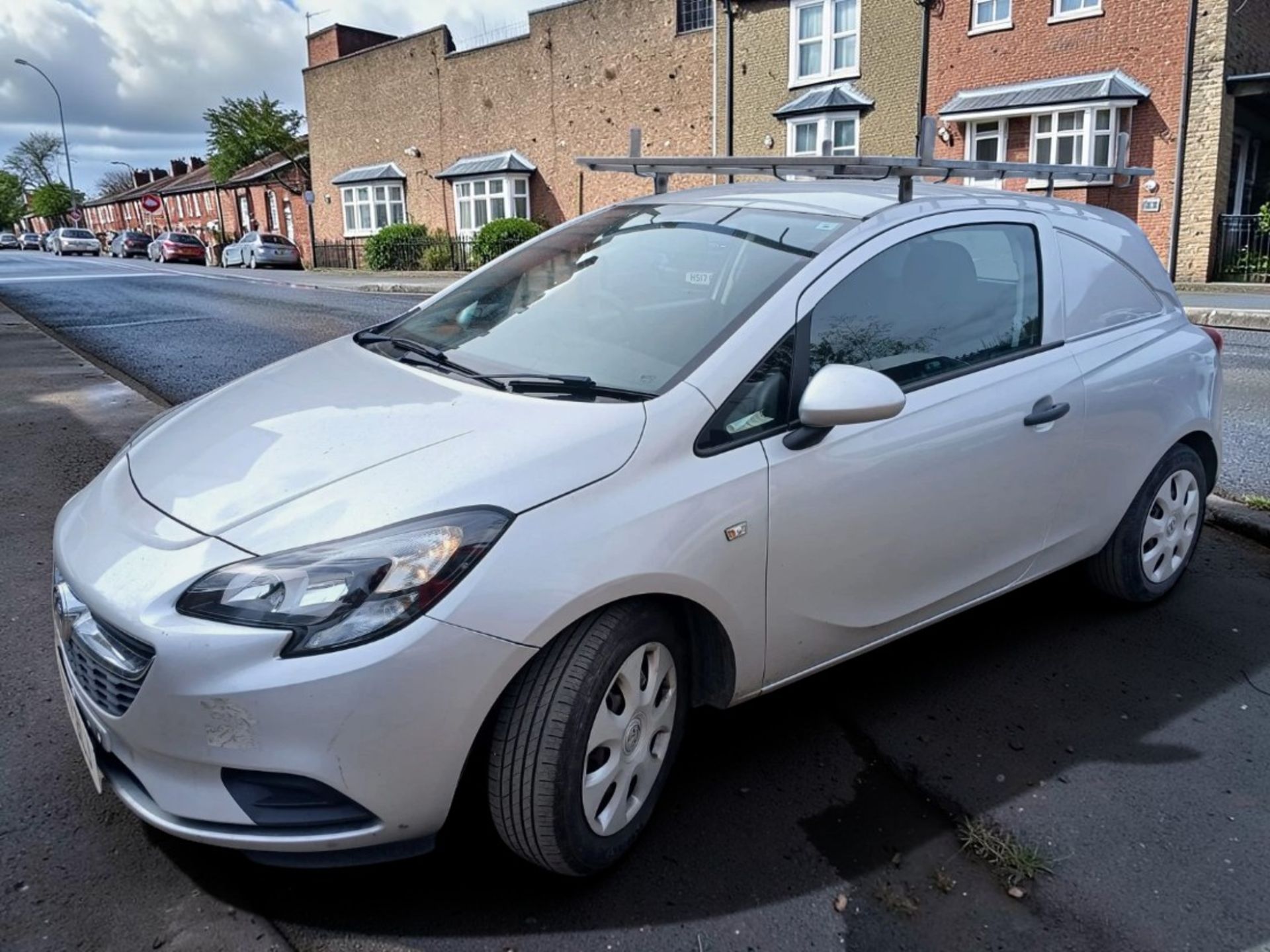 **(ONLY 107K MILEAGE)** 2017 VAUXHALL CORSA CDTI S/S L1H1 DIESEL MANUAL >>--NO VAT ON HAMMER--<< - Image 5 of 12