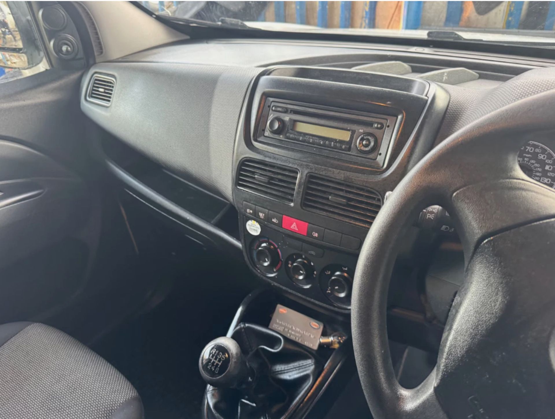2014 FIAT DOBLO 16V MULTIJET L1H1 1598CC DIESEL MANUAL PANEL VAN - Image 10 of 12