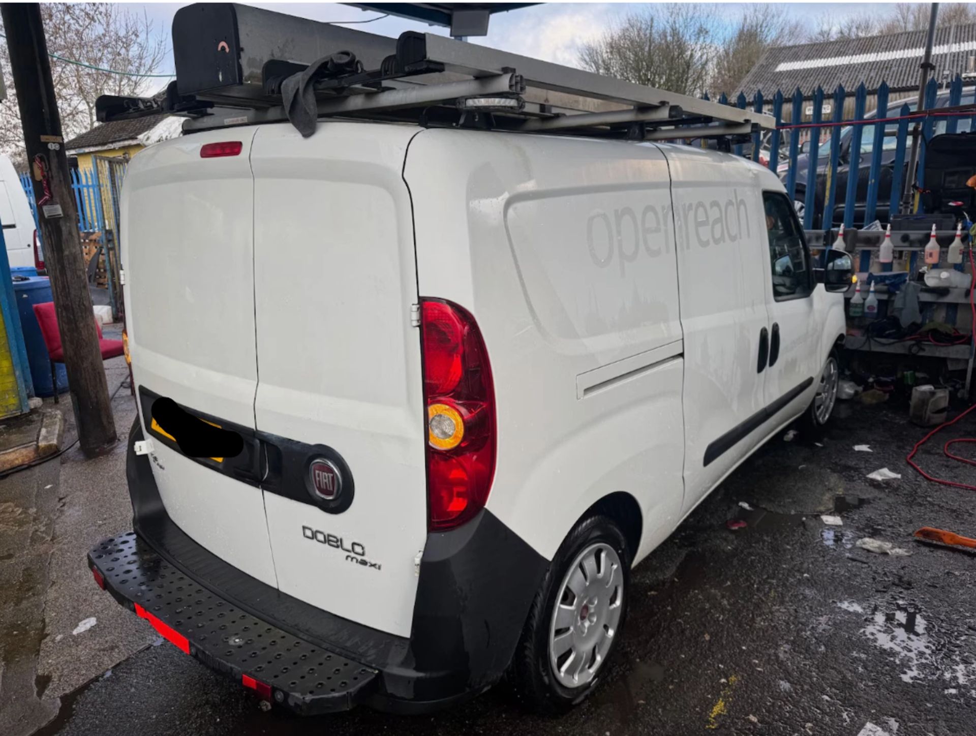 2014 FIAT DOBLO 16V MULTIJET L1H1 1598CC DIESEL MANUAL PANEL VAN - Image 4 of 12