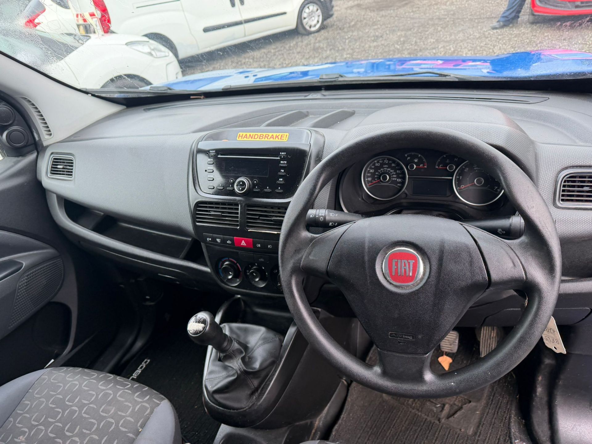 2015 FIAT DOBLO SX MULTIJET L1H1 1248CC MANUAL DIESEL PANEL VAN - Image 11 of 13