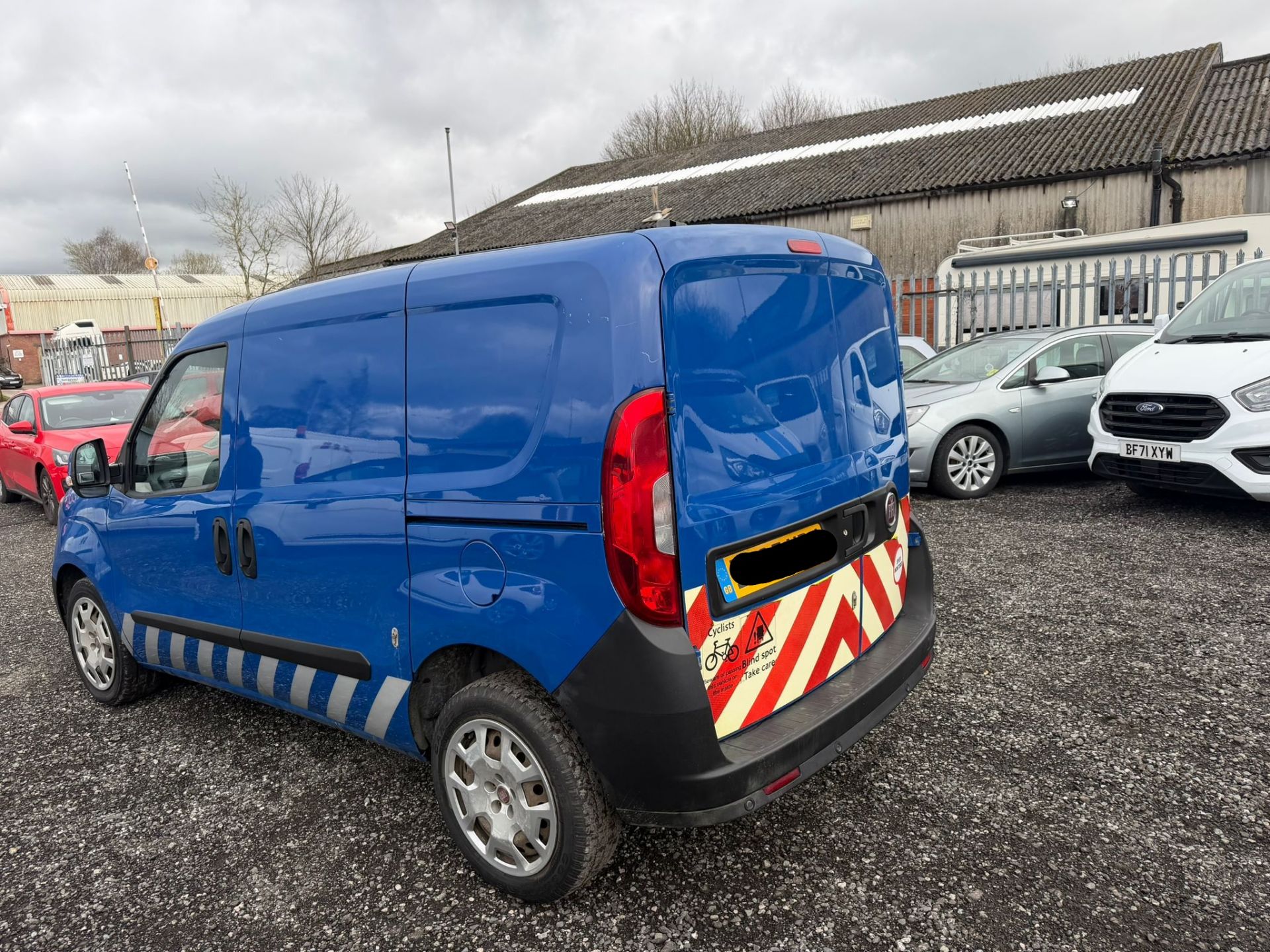 2015 FIAT DOBLO SX MULTIJET L1H1 1248CC MANUAL DIESEL PANEL VAN - Image 5 of 13