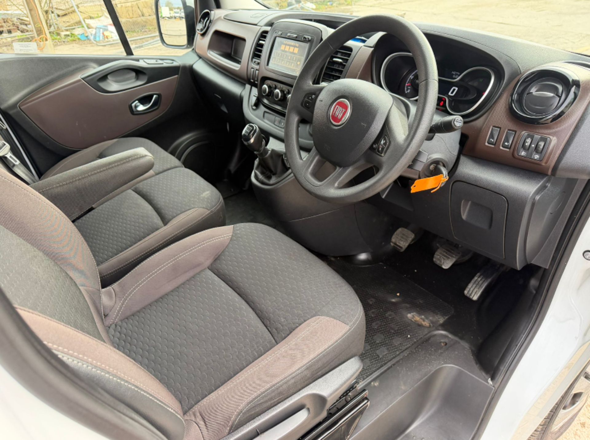 2020 FIAT TALENTO TECNICO MULTIJET II L1H1 1997CC MANUAL DIESEL PANEL VAN - Image 12 of 19