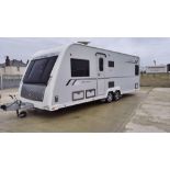 2012 BUCCANEER SCHOONER CARAVAN – FIXED BED | END WASHROOM >>--NO VAT ON HAMMER--<<