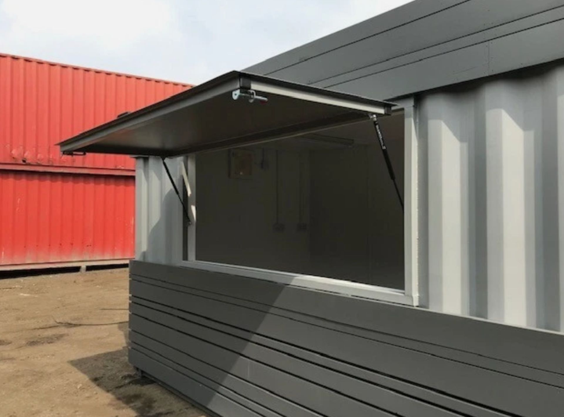 16FT X 8FT CATERING SHIPPING CONTAINER - Image 11 of 15