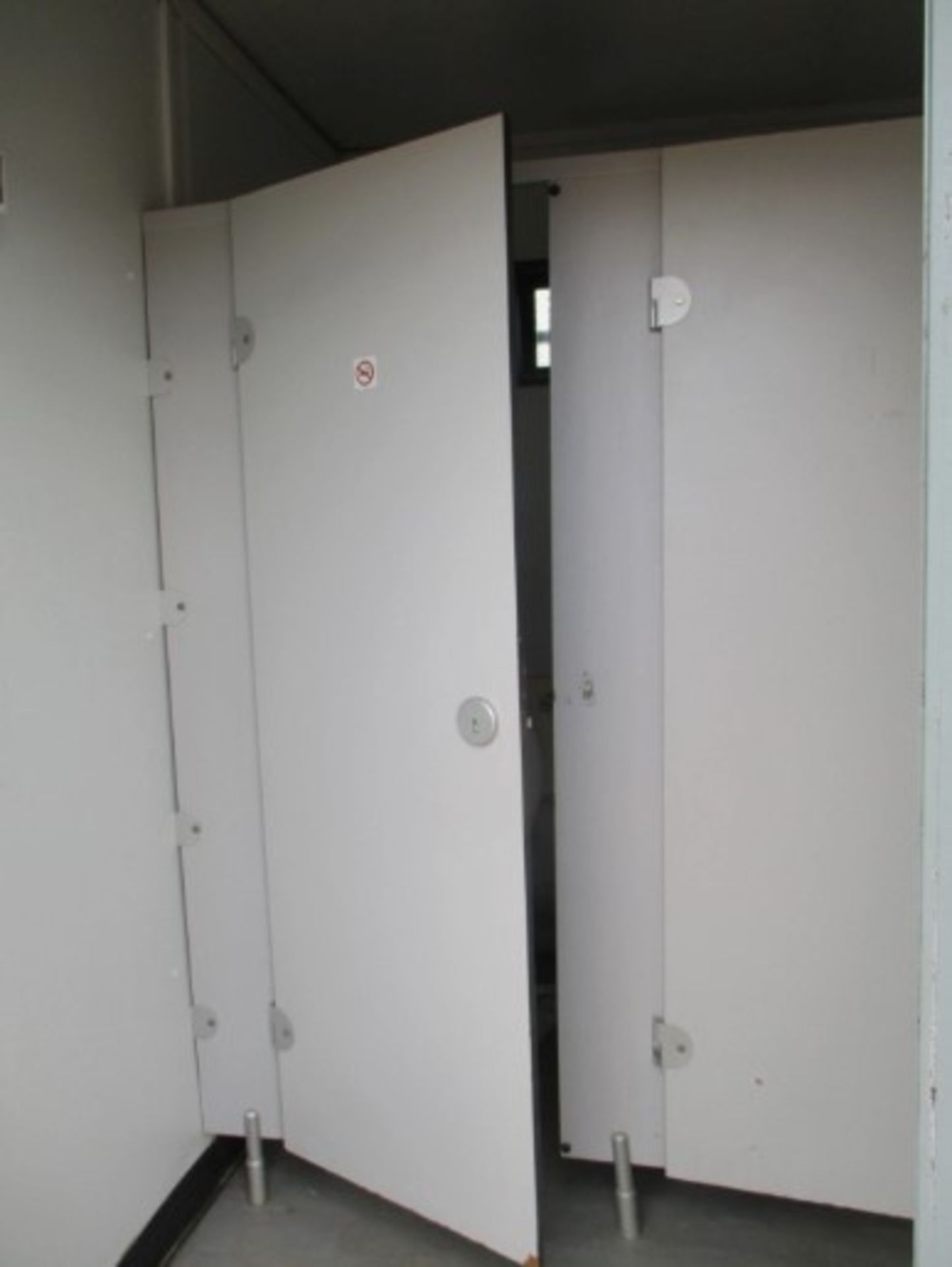 12FT SHIPPING CONTAINER TOILET BLOCK - Image 12 of 12