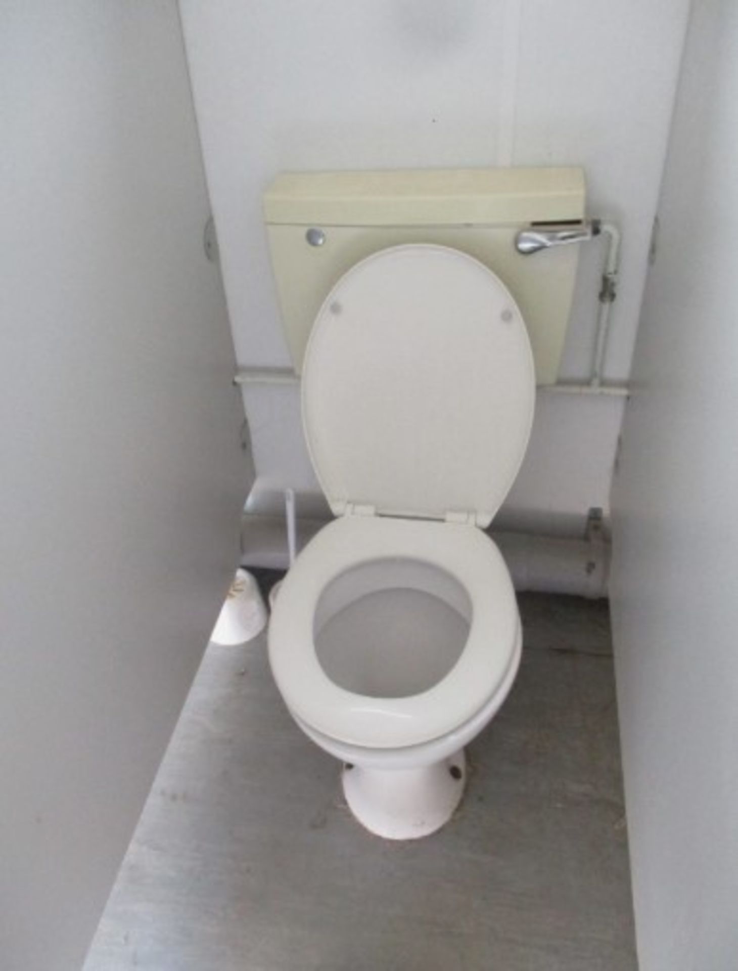 12FT SHIPPING CONTAINER TOILET BLOCK - Image 10 of 12