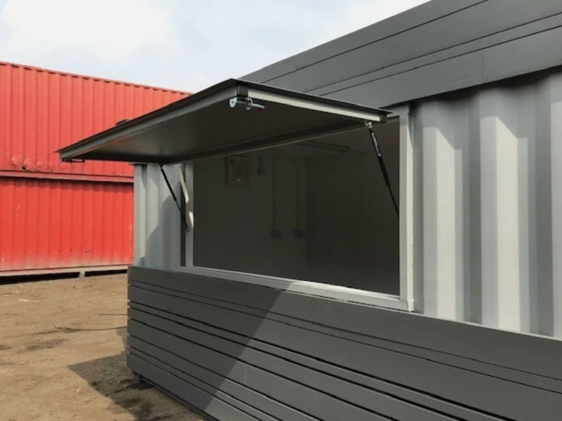16FT X 8FT CATERING SHIPPING CONTAINER - Image 8 of 15