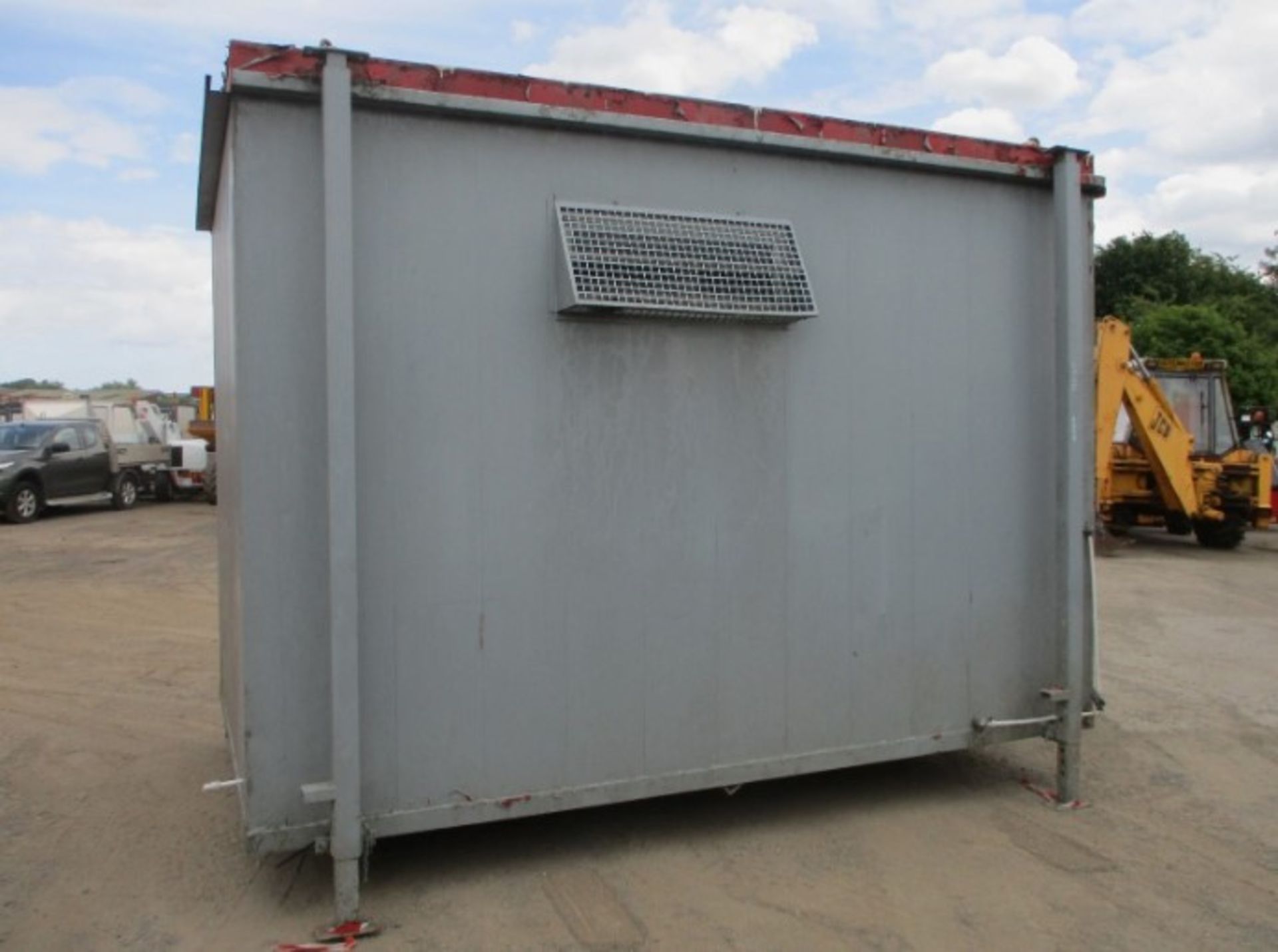 12FT SHIPPING CONTAINER TOILET BLOCK - Image 2 of 12