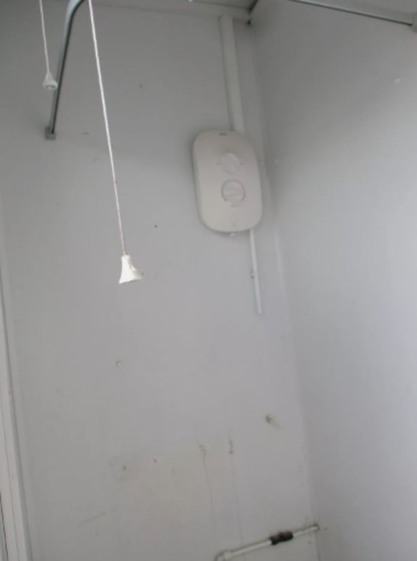 12FT SHIPPING CONTAINER TOILET BLOCK - Image 6 of 12