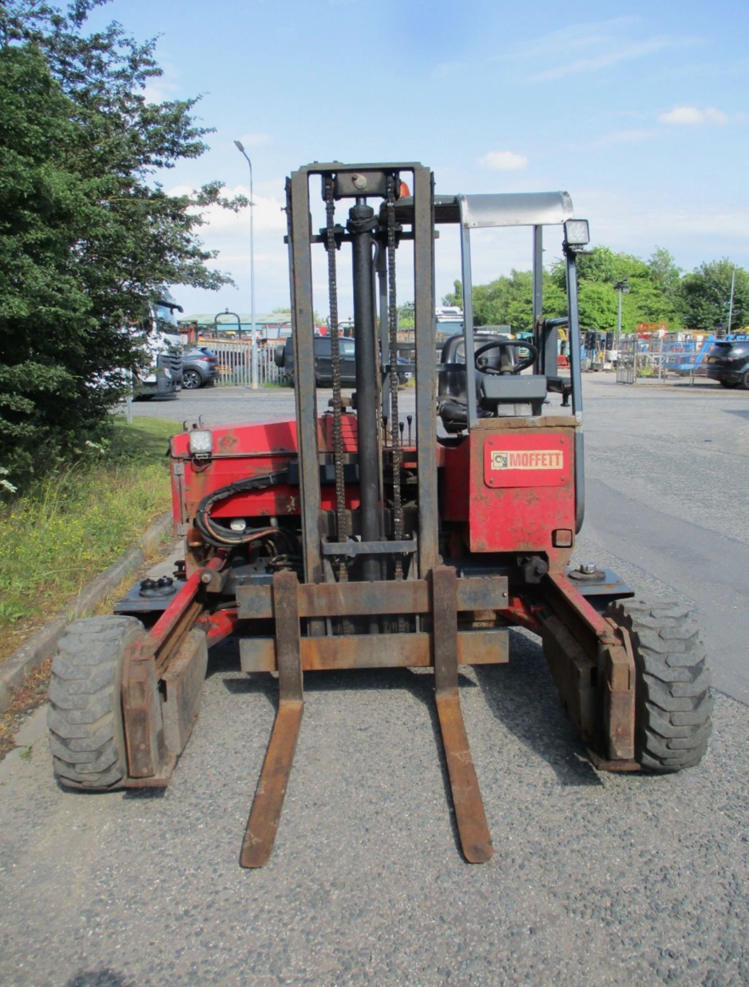 MOFFETT MOUNTY M2003 TRUCK-MOUNTED FORKLIFT - Image 9 of 14