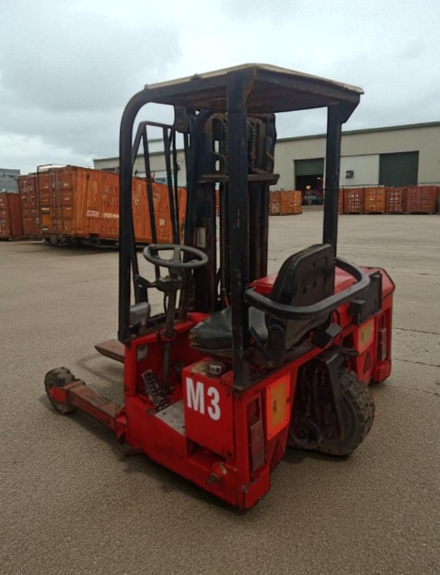 MOFFETT MOUNTY M1501 FORKLIFT – TRUCK MOUNTED - Image 8 of 9