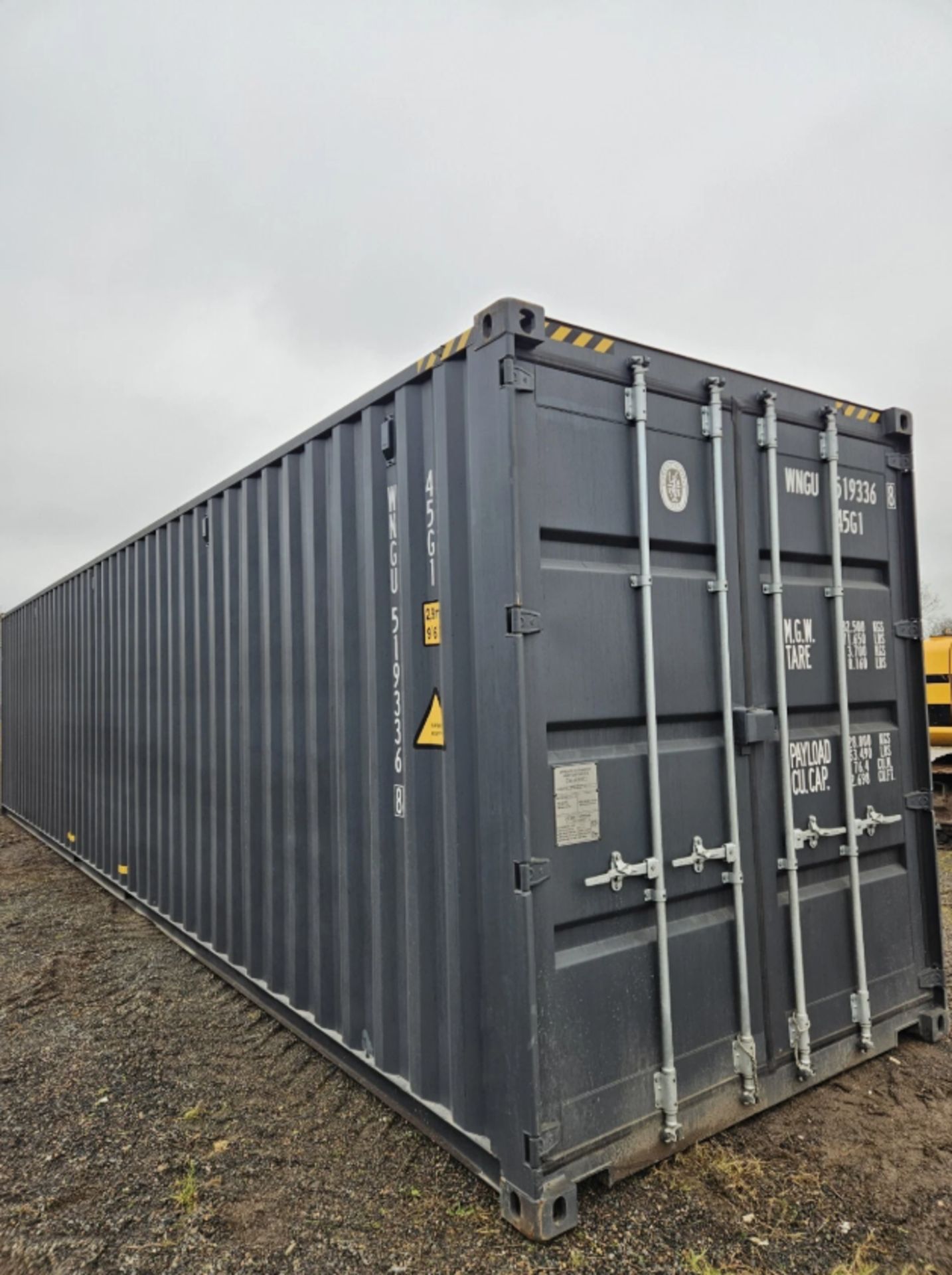 NEW 40FT SHIPPING CONTAINERS – 2025 ONE TRIP UNITS - Image 2 of 13