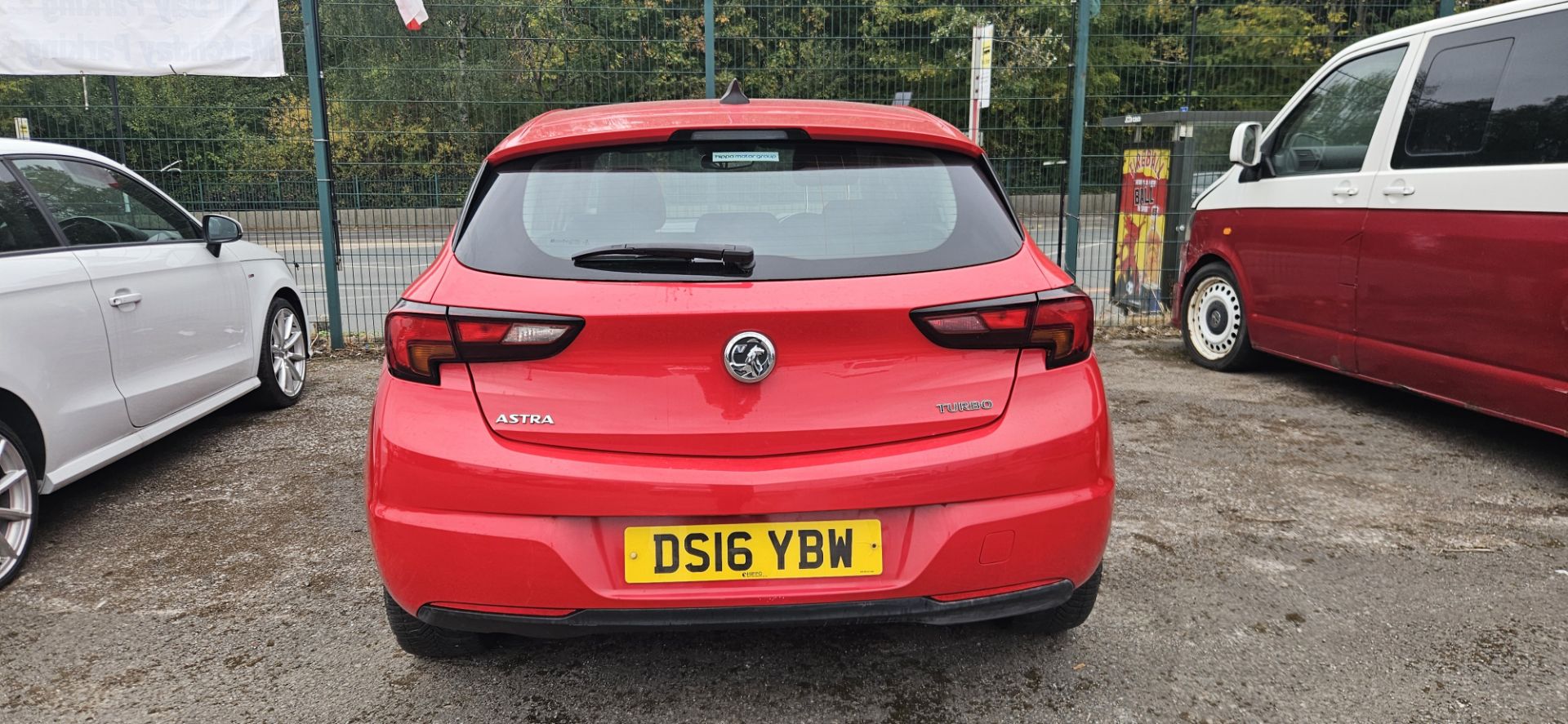 **(ONLY 66K MILEAGE)** 2016 VAUXHALL ASTRA ELITE NAV 1.4 TURBO PETROL >>--NO VAT ON HAMMER--<< - Image 6 of 8