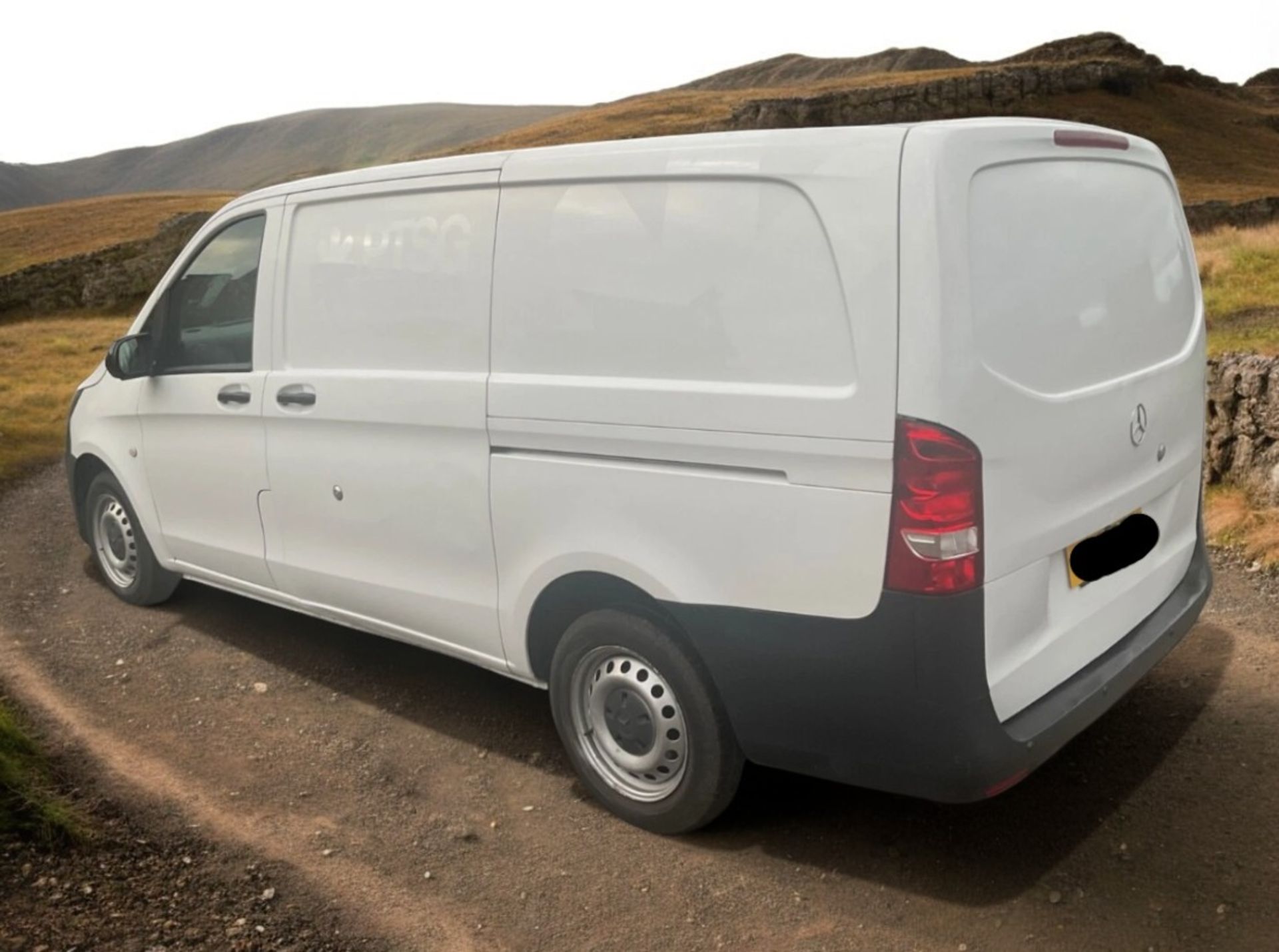 2021 MERCEDES-BENZ VITO 114 PROGRESSIVE CDI L2H1 1749CC MANUAL DIESEL PANEL VAN - Image 3 of 12