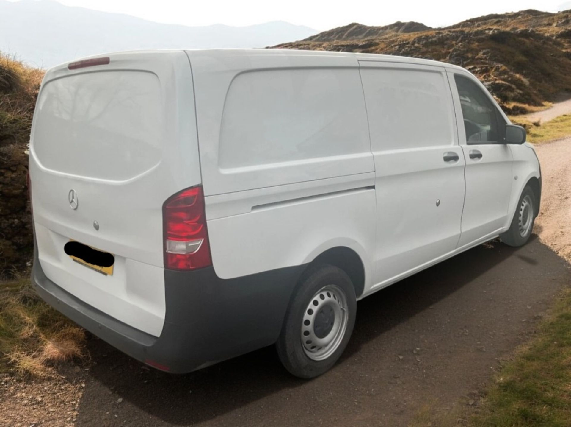 2021 MERCEDES-BENZ VITO 114 PROGRESSIVE CDI L2H1 1749CC MANUAL DIESEL PANEL VAN - Image 2 of 12