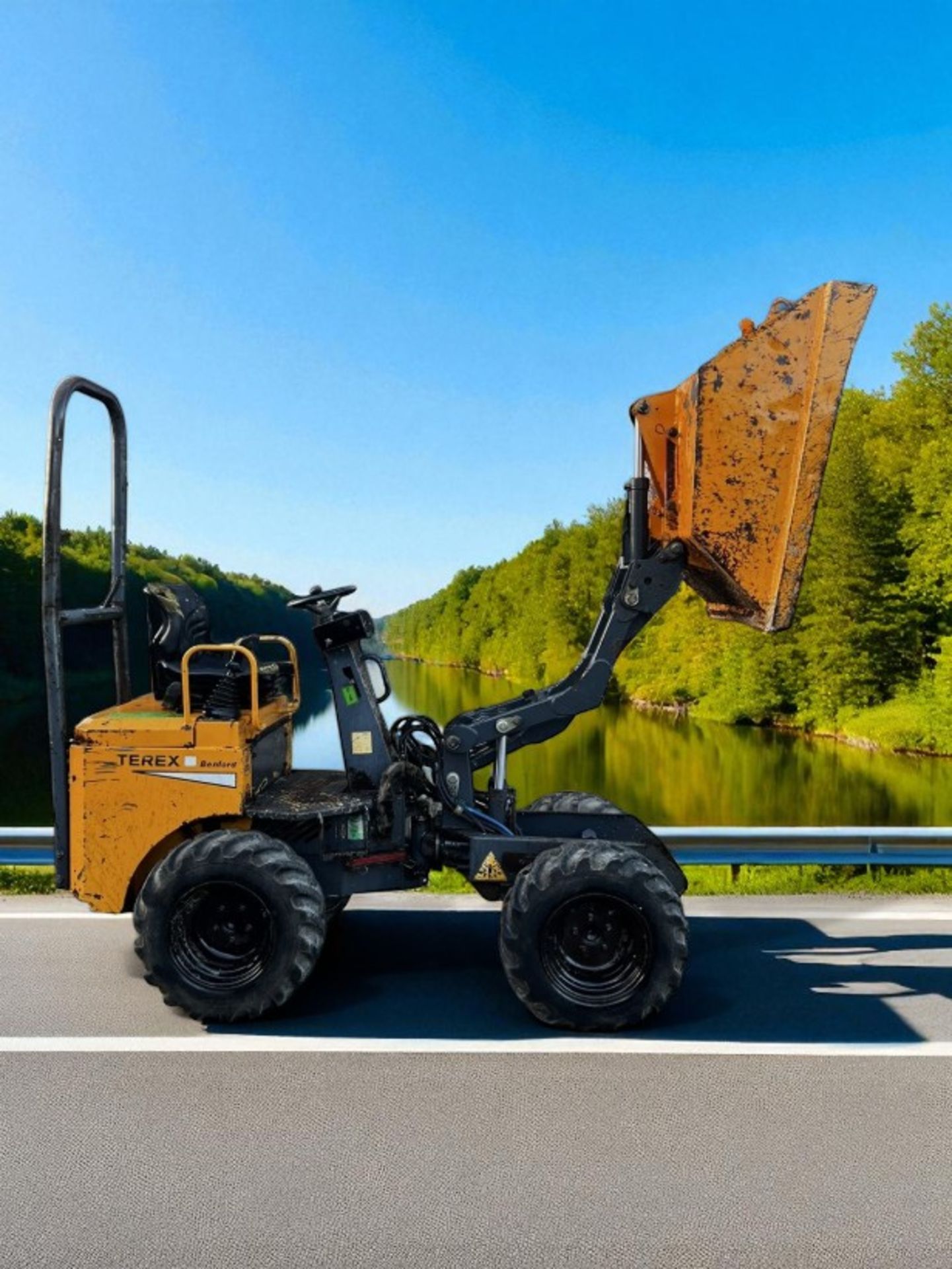 2005 TEREX BENFORD HD1000 1 TON HIGH LIFT 4WD DUMPER - Image 4 of 9