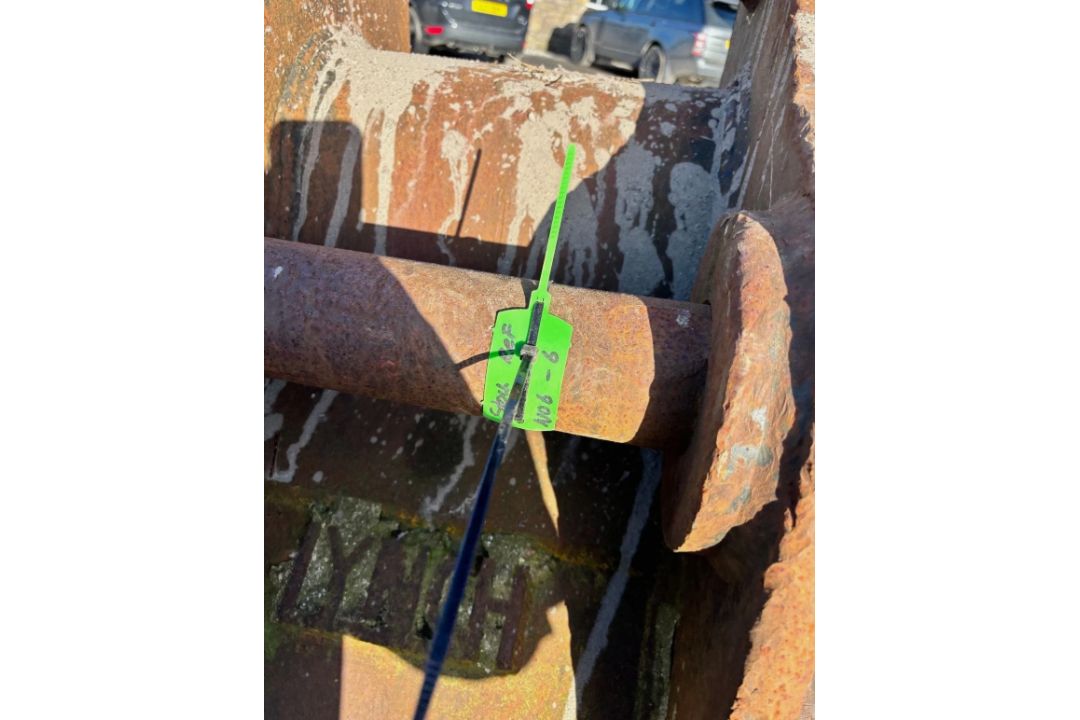 5FT DIGGING BUCKET | 80MM PINS | EXCAVATOR / TELEHANDLER | PLANT CONSTRUCTION - Image 9 of 9