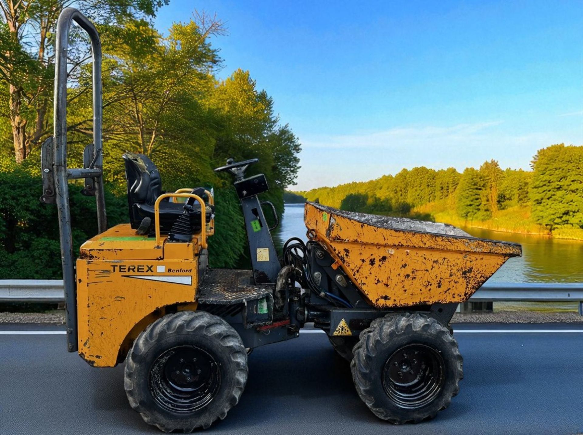 2005 TEREX BENFORD HD1000 1 TON HIGH LIFT 4WD DUMPER - Image 3 of 9