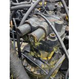JCB JS200 / JS220 SLEW GEARBOX – 1997 SQUARE BACK BALLAST TYPE