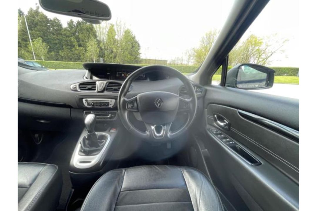 **(ONLY 105K MILEAGE)** 2015 RENAULT SCENIC DYNAMIQUE TOMTOM DCI SA >>--NO VAT ON HAMMER--<< - Image 11 of 32