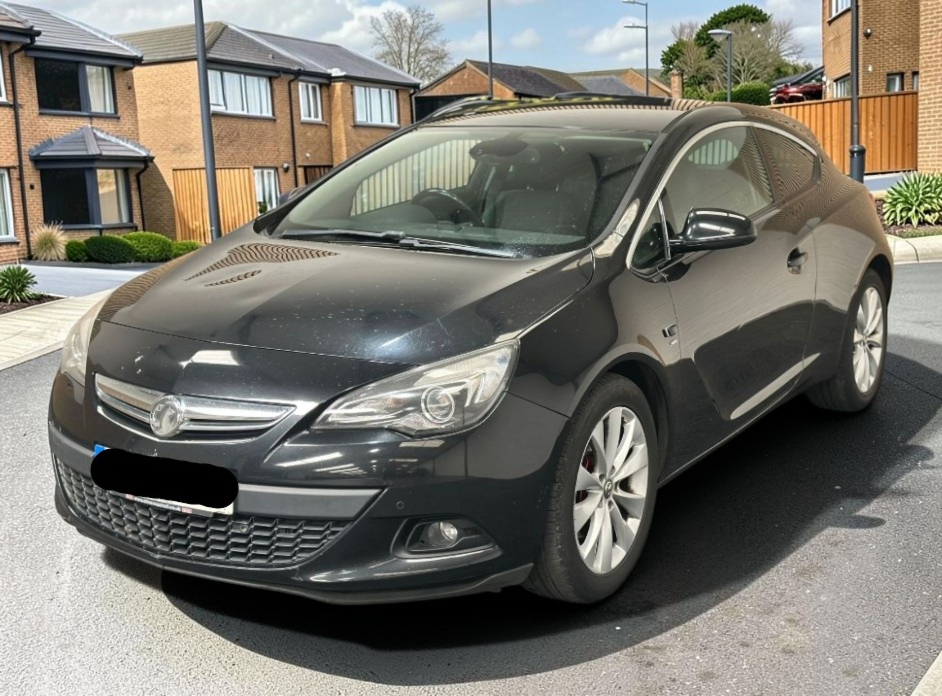 **(ONLY 102K MILEAGE)** 2012 VAUXHALL ASTRA GTC SRI CDTI S/S 2.0L DIESEL >>--NO VAT ON HAMMER--<< - Image 5 of 26