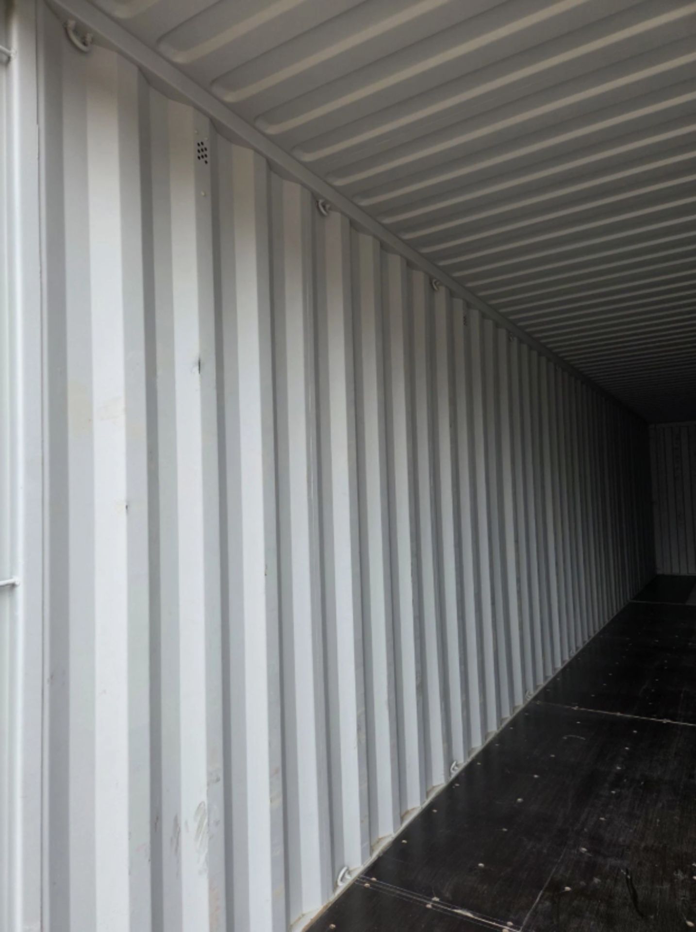 NEW 40FT SHIPPING CONTAINERS – 2025 ONE TRIP UNITS - Image 11 of 14
