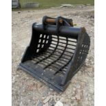 NEW RIDDLE BUCKET – SUIT 13 TON EXCAVATOR