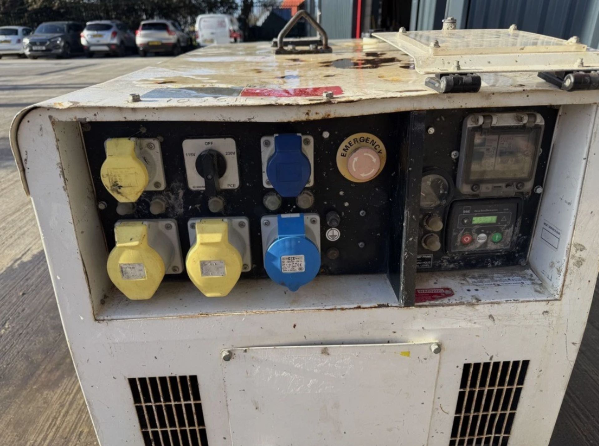 2021 STEPHILL SSD10000S 10 KVA SILENT DIESEL GENERATOR – 4,811 HOURS - Image 6 of 9