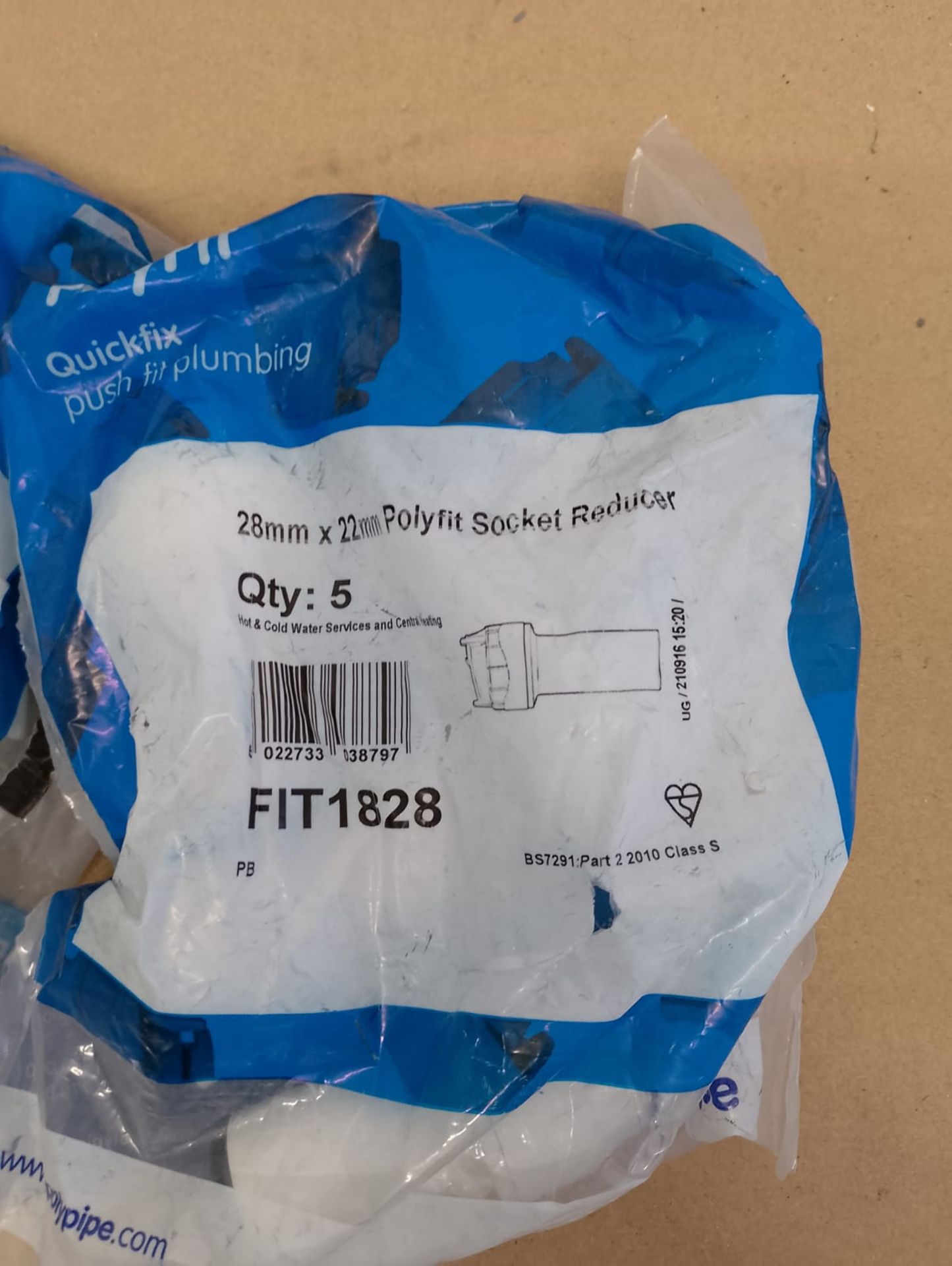 JOBLOT X 2 CRATES NUMBER 25 RESELLER CARBOOT MARKET - Image 9 of 10