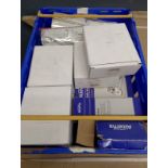 JOBLOT X 2 CRATES NUMBER 16 RESELLER CARBOOT MARKET