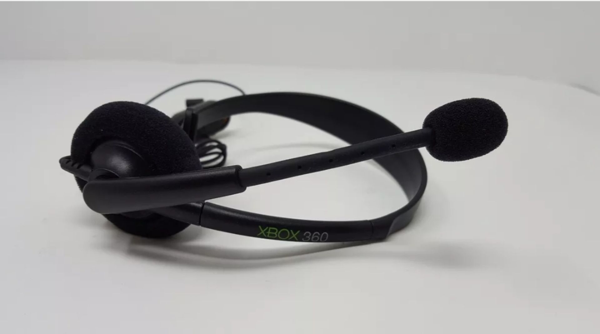 150 X BRAND NEW GENUINE OFFICIAL MICROSOFT XBOX 360 HEADSET & MIC WITH MUTE SWITCH - Image 3 of 5