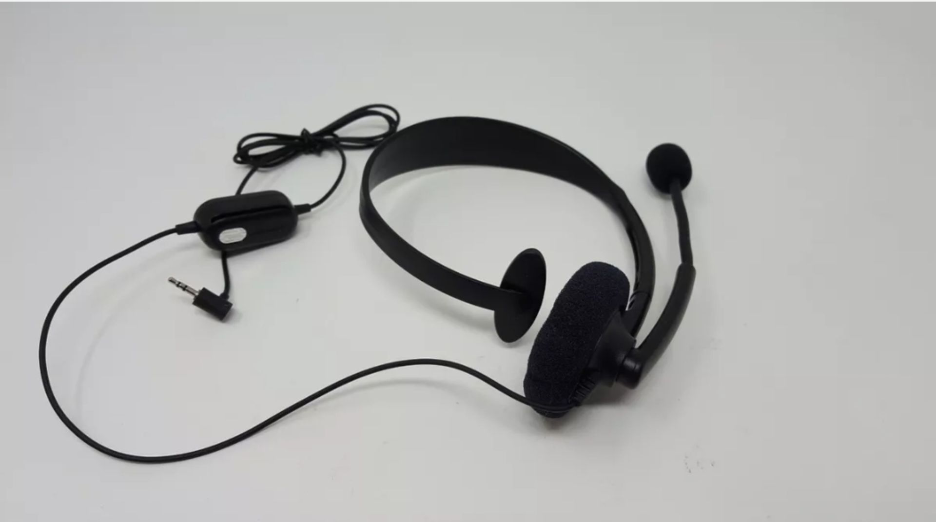 150 X BRAND NEW GENUINE OFFICIAL MICROSOFT XBOX 360 HEADSET & MIC WITH MUTE SWITCH - Image 4 of 5